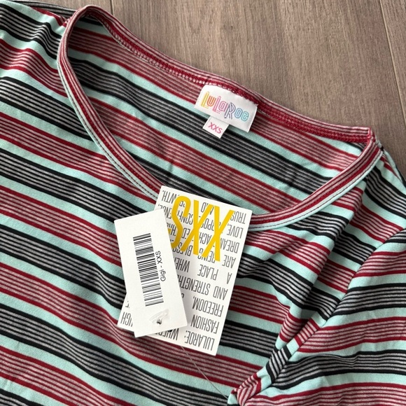 New Lularoe Gigi Minty Striped Short Sleeve Top - Picture 3 of 5